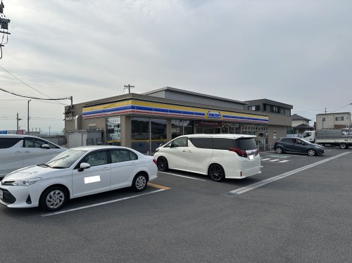 コンビニ　ミニストップ　四日市赤水町店（コンビニ）まで4185m