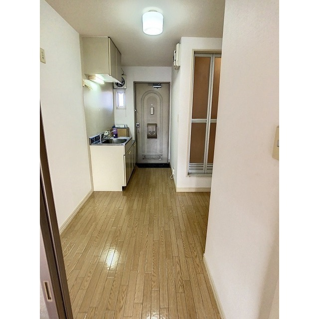 玄関　玄関・DK