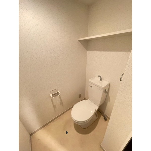 トイレ　トイレもきれいです