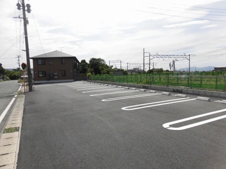 駐車場　駐車スペースもあります