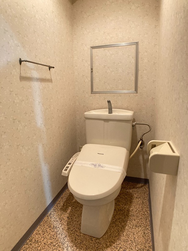 トイレ　※別部屋写真の為イメージ。現況優先。