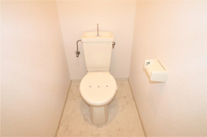 トイレ　203 トイレ