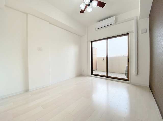 その他部屋・スペース　エアコン付き洋室