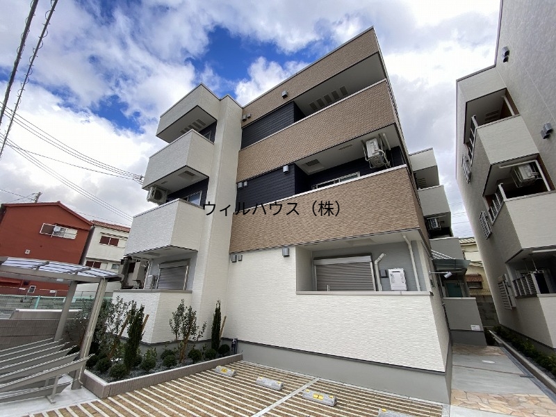 建物外観　建築中です！