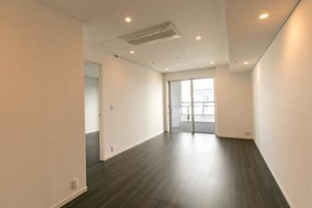 居室・リビング　写真は同タイプ住居です。