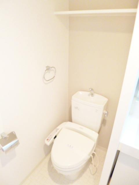 トイレ　シャワートイレ