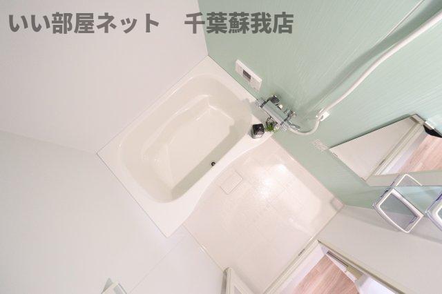 バス・シャワールーム　落ち着いた空間のお風呂です
