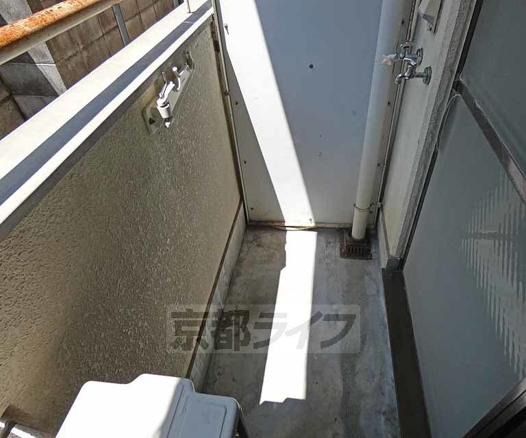 その他設備　室外洗濯機置き場です。