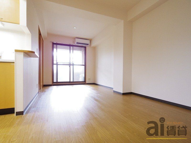 居室・リビング　※同様写真