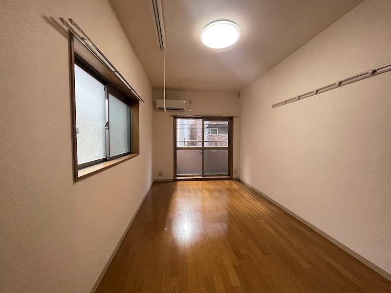 居室・リビング　※同タイプの他のお部屋です