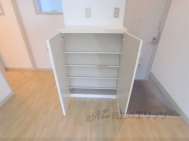 その他設備　下駄箱