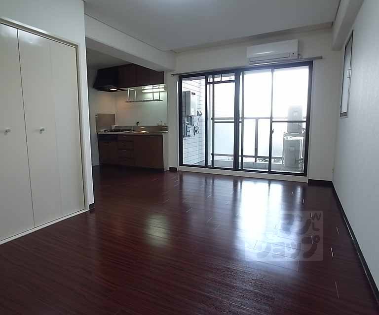 居室・リビング　洋室