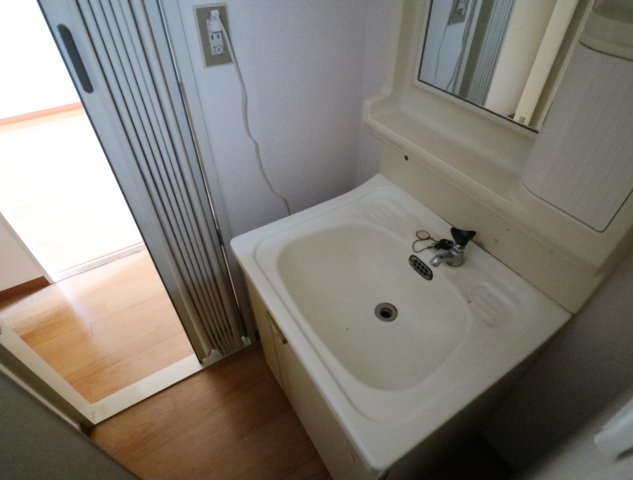 洗面設備　広い洗面スペース