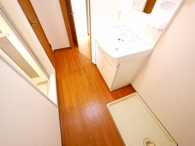 その他設備　室内洗濯置き場