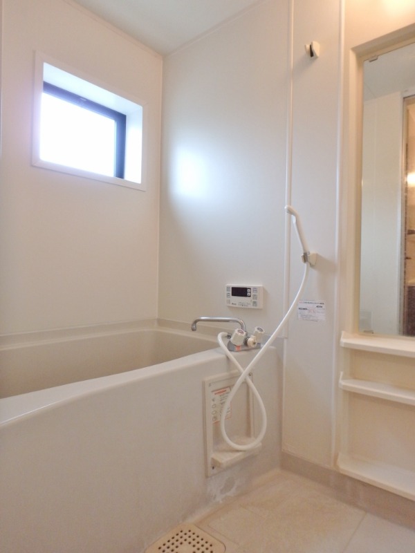 バス・シャワールーム　図面と現状に相違がある場合には現状を優先