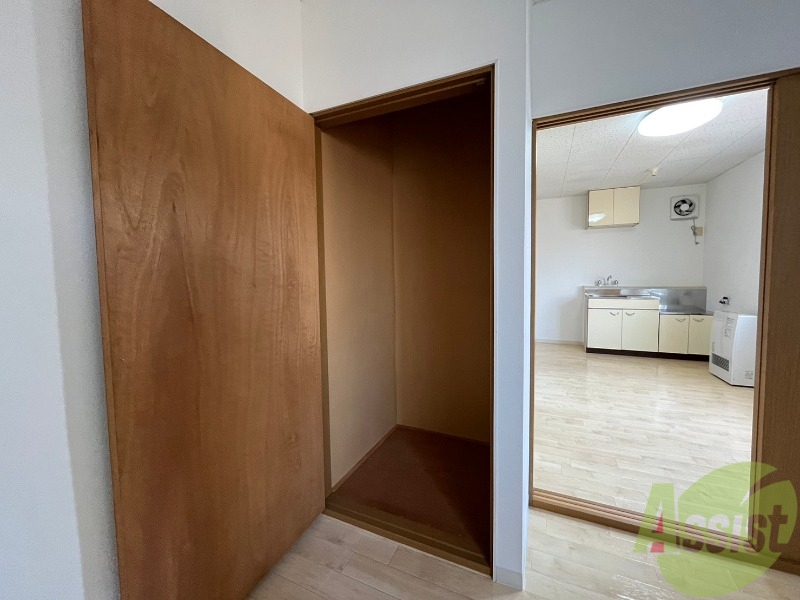 収納　寝室の収納です。部屋がすっきり片付きます。