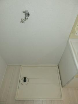 メゾン南春日丘　その他設備　洗濯機置場