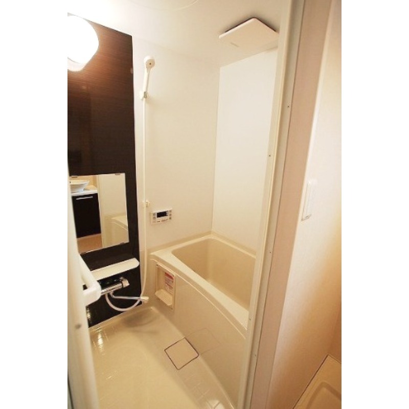 バス・シャワールーム　同型イメージ