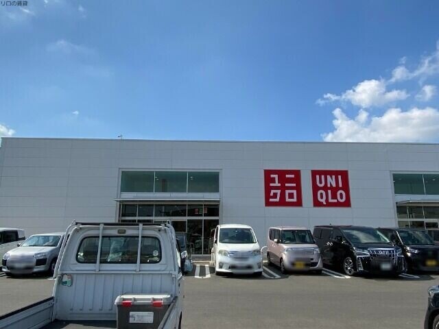 ショッピングセンター　ユニクロ福岡伊都店（ショッピングセンター）まで452m