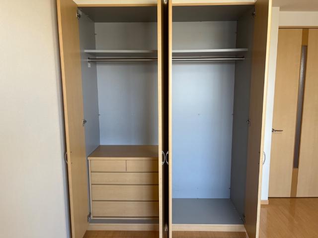 収納　クローゼット