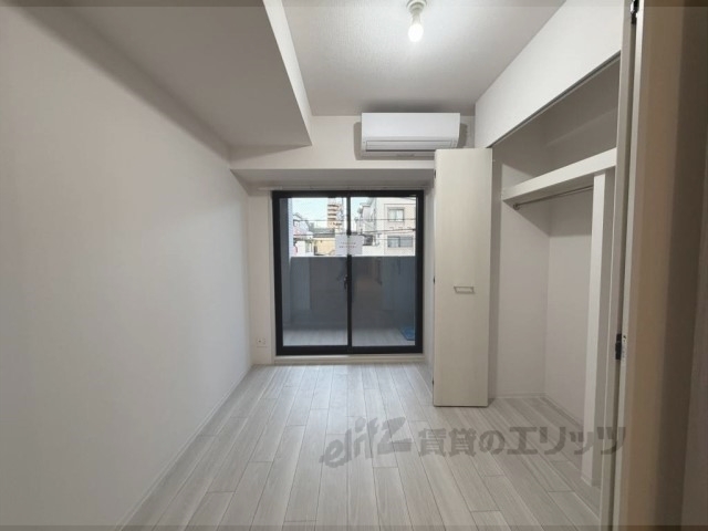 居室・リビング　洋室