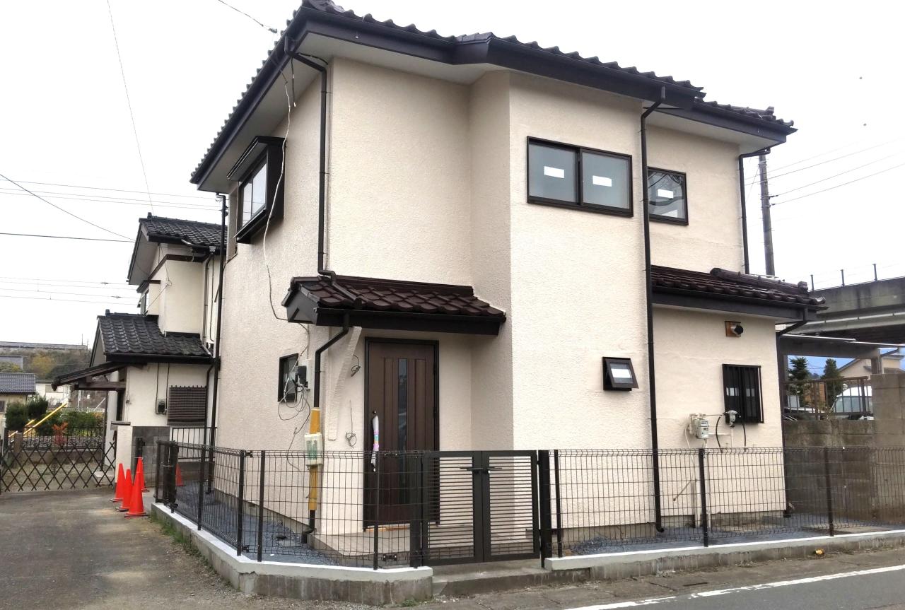建物外観　屋根・外壁塗装をし、フェンス・門扉を設置しました。