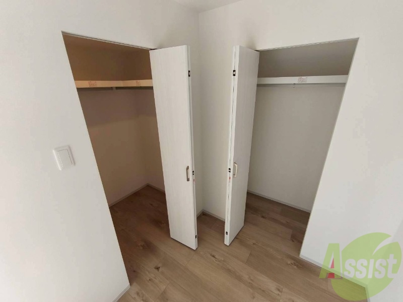 収納　寝室の収納になります。広々としてたくさん収納できます。