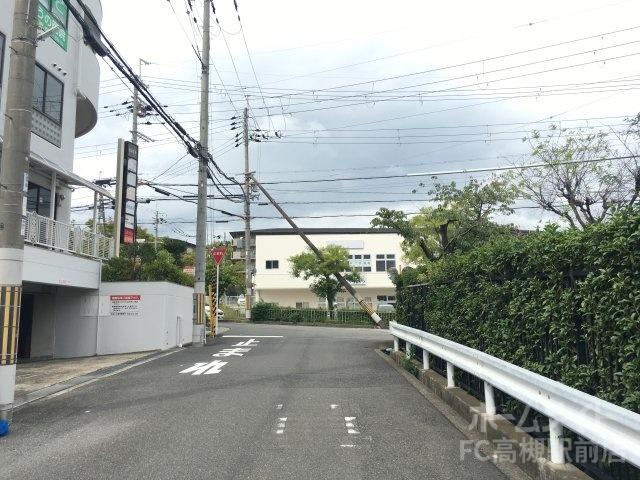 その他　前面道路（その他）まで1m