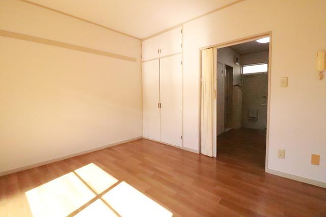 その他　居室（写真は102号室）