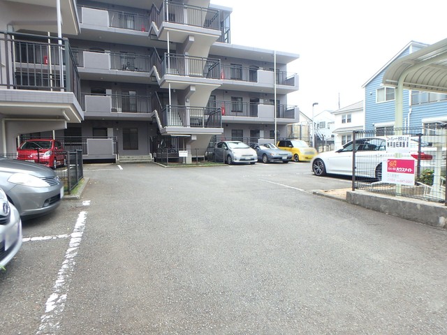 駐車場　平置きの駐車場（要空き確認）