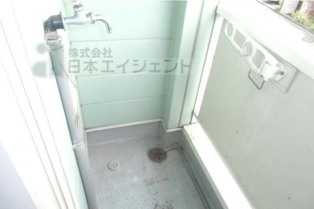 洗面設備　洗濯機置場