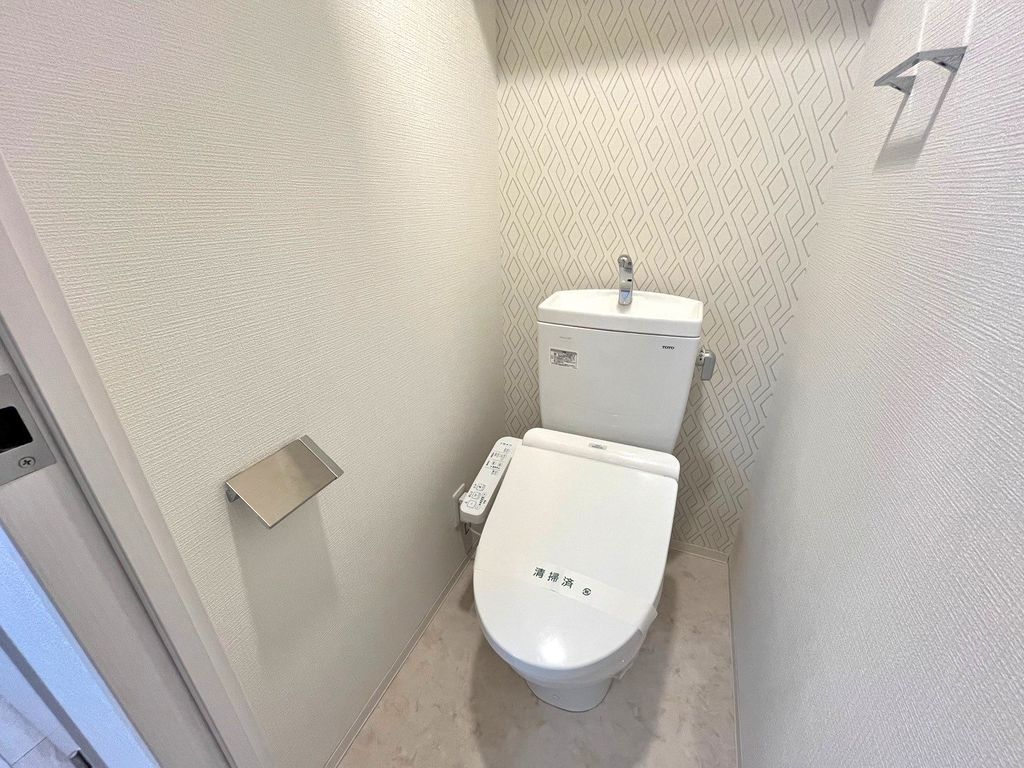 トイレ　トイレ