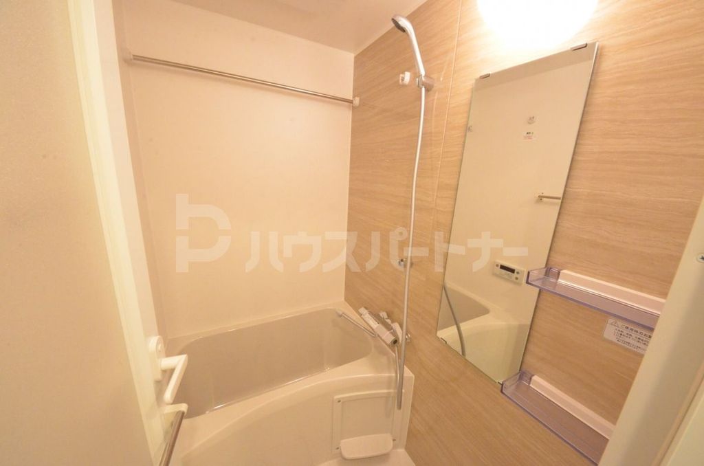 バス・シャワールーム　バス