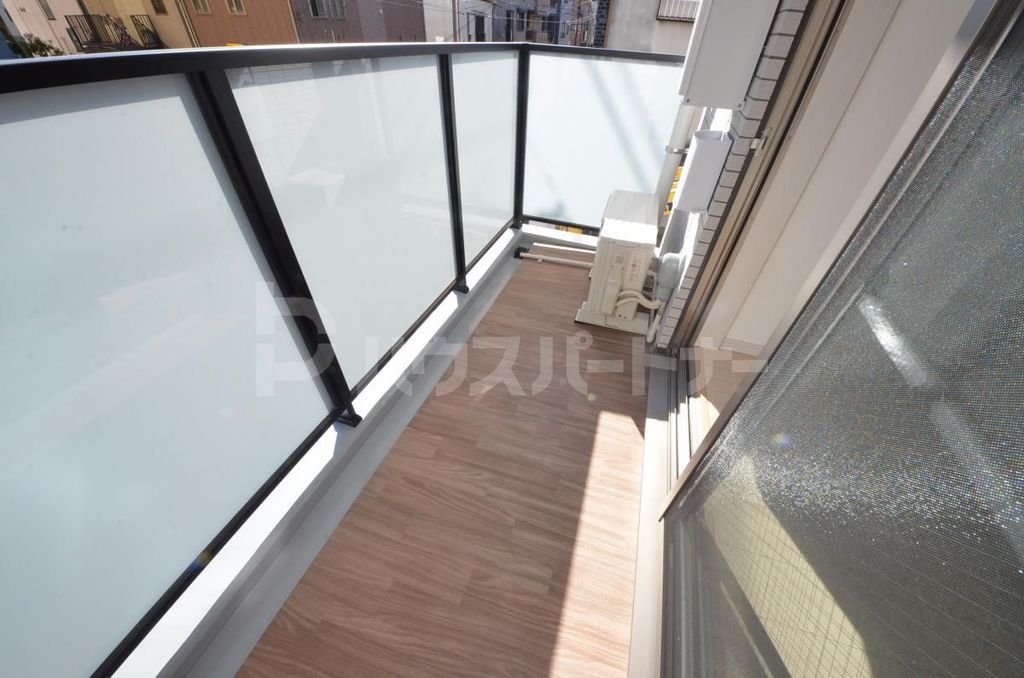 バルコニー　バルコニー