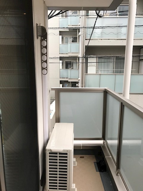 バルコニー　バルコニーあります