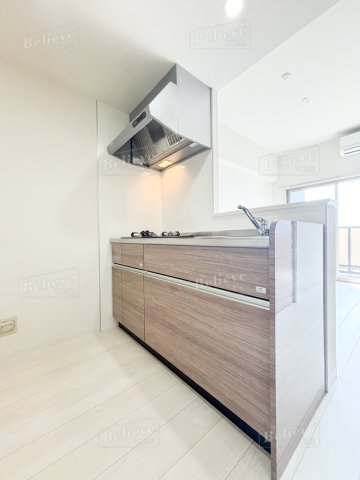 キッチン　2口コンロ付きの使いやすいシステムキッチンです♪