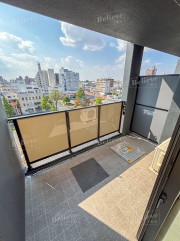 バルコニー　日当たりの良いバルコニー♪