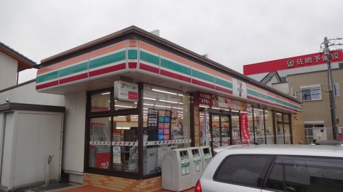 コンビニ　セブンイレブン 岡崎寿町店（コンビニ）まで387m