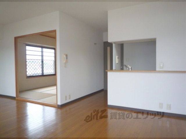 居室・リビング　リビング