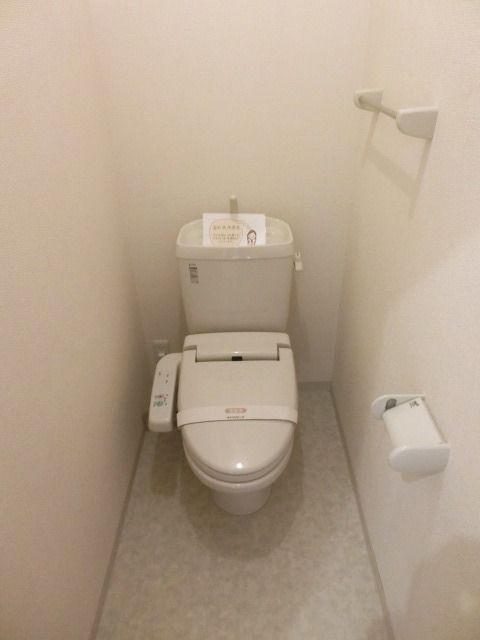 トイレ　洗浄機能付きのトイレです