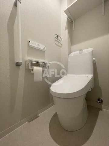 トイレ　マノワール今里　トイレ