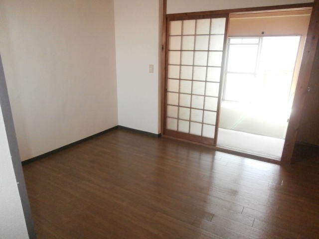 居室・リビング　同仕様