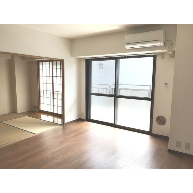 居室・リビング　居室