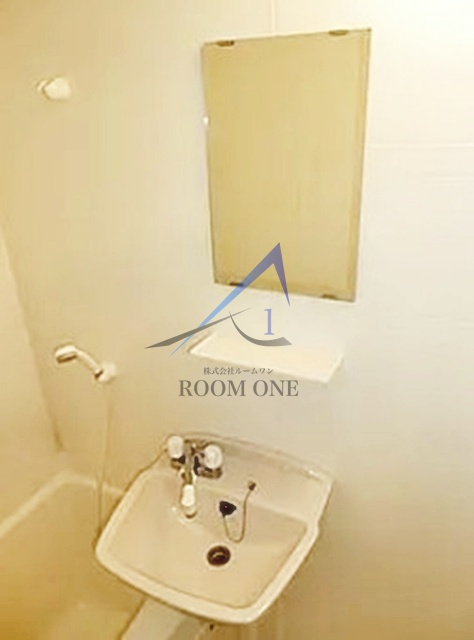 洗面設備　洗面台です。