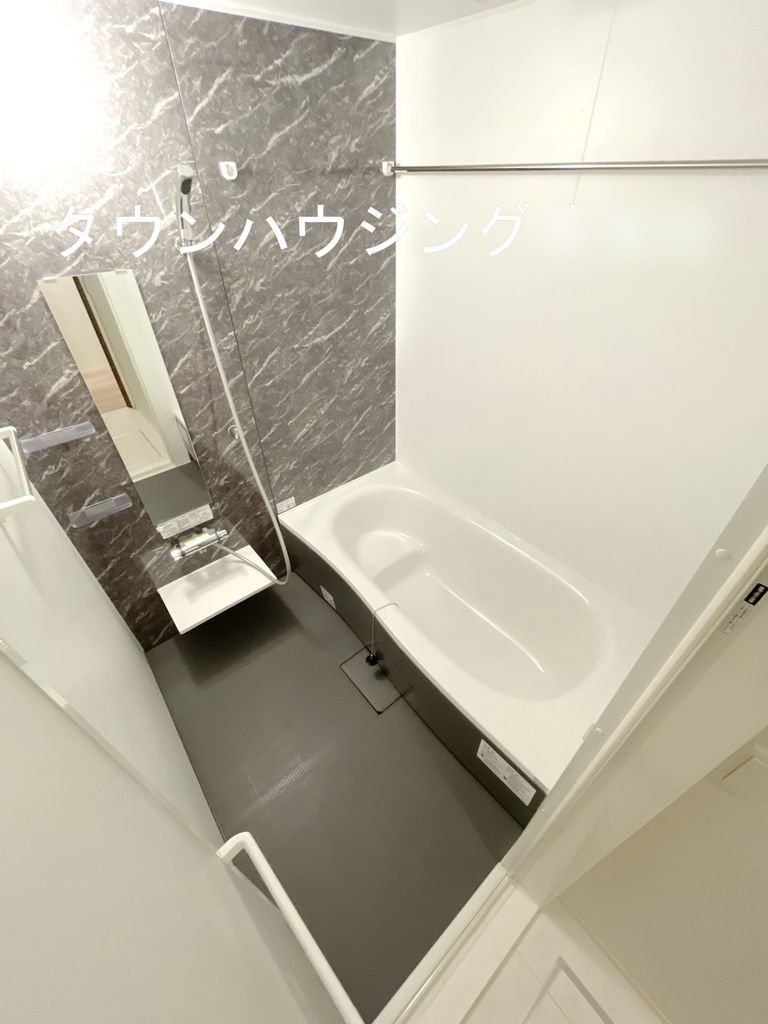 バス・シャワールーム　※同施工会社イメージ※別の号室です