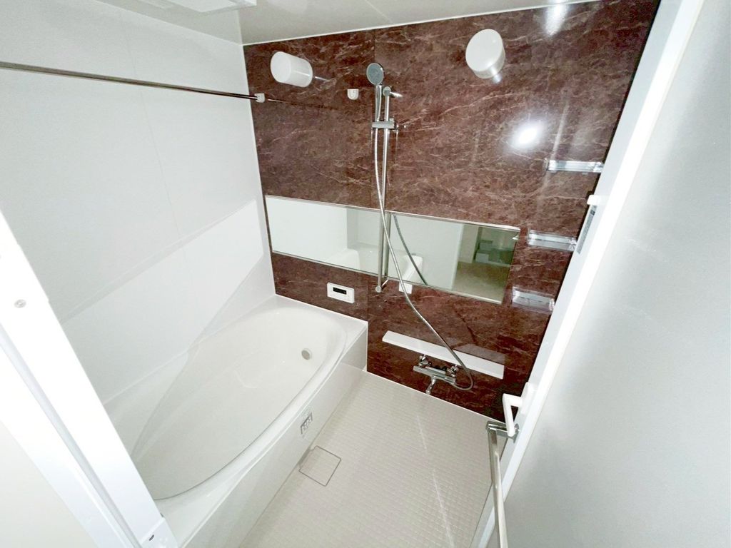 バス・シャワールーム　バス