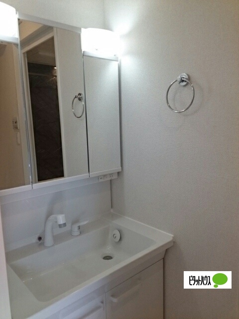 洗面設備　同物件別部屋
