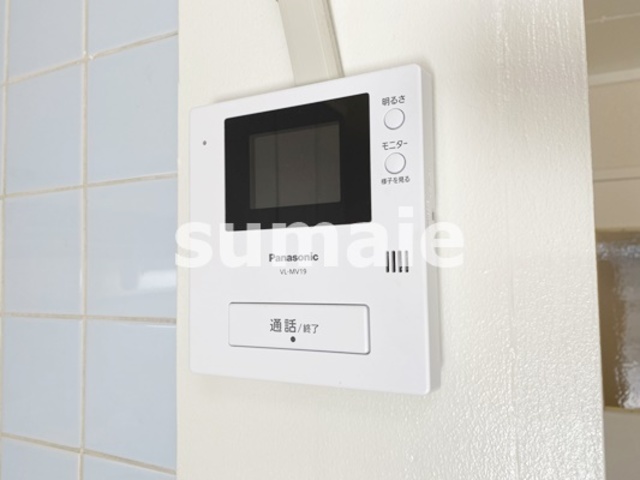 セキュリティ　安心のモニター付きインターホン☆