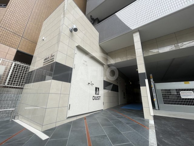 エントランス　セレニテフラン野田阪神駅前　エントランス