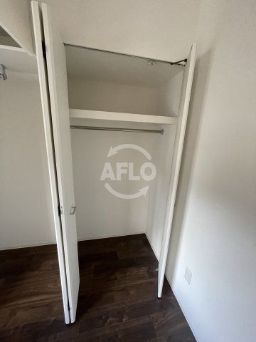 収納　セレニテフラン野田阪神駅前　クローゼット